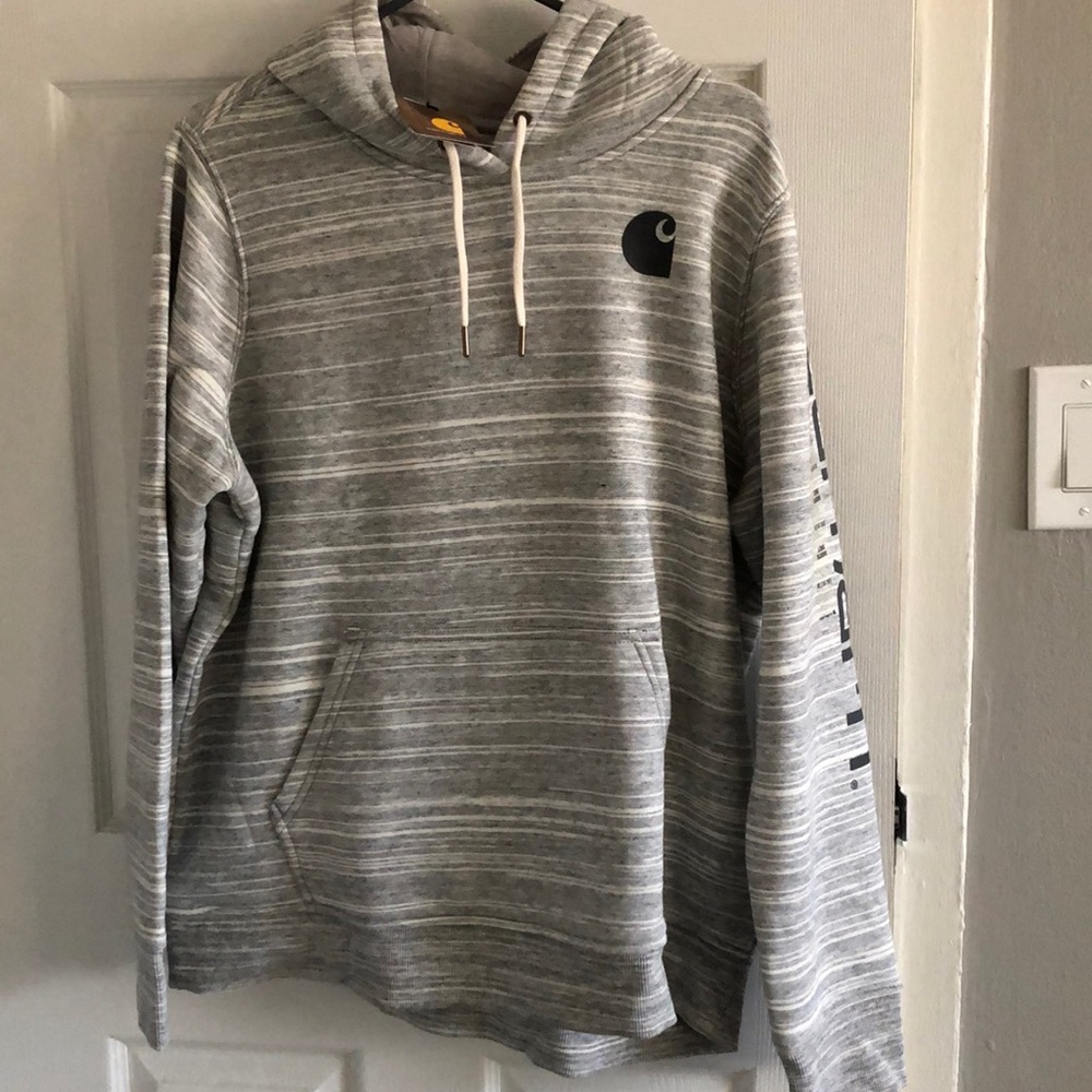 Brand new Women’s Carhartt sweatshirt